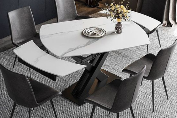 Extendable Dining Table 1